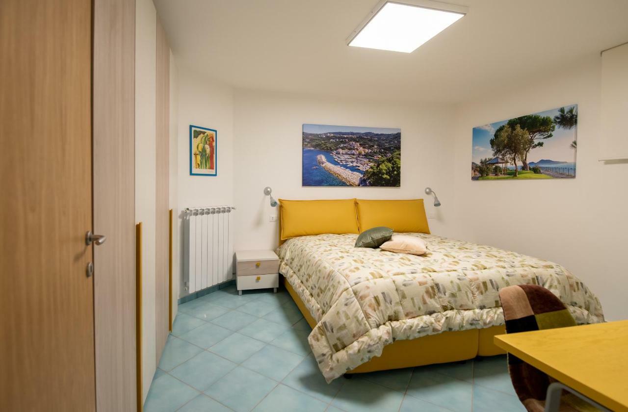 Apartamento Casa Italia Massa Lubrense Exterior foto